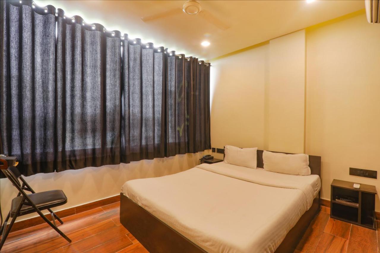 Fabexpress Lemon Grass Hotel Varanasi Exterior foto