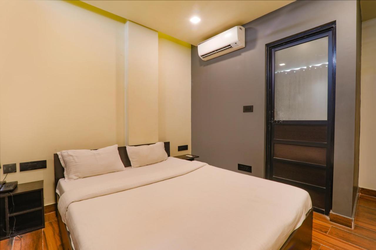 Fabexpress Lemon Grass Hotel Varanasi Exterior foto