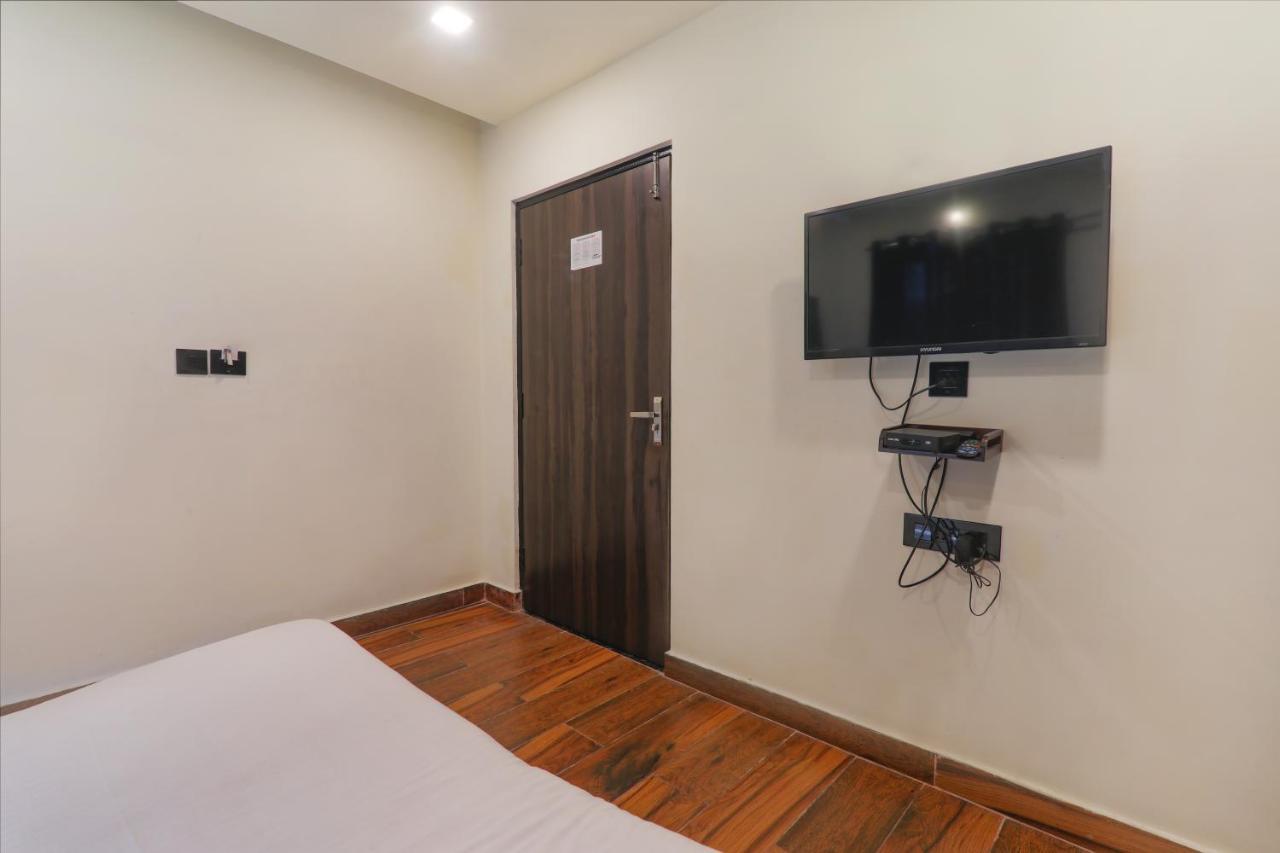 Fabexpress Lemon Grass Hotel Varanasi Exterior foto